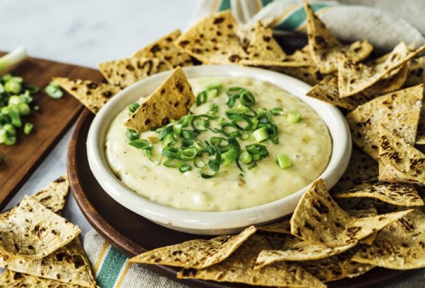 salsa con queso style dip